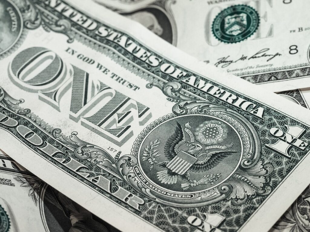 つみたてNISAを利用した老後資金の計画はどう立てるべき？