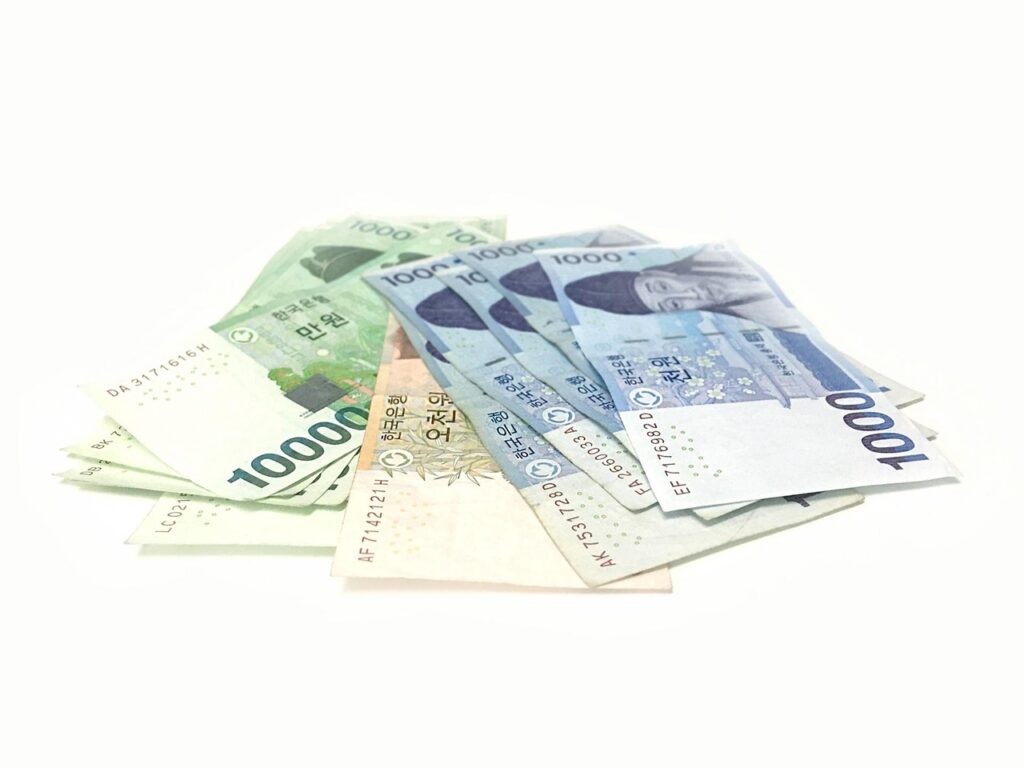NISAと貯金の違いは？どちらを選ぶべきか比較してみた！